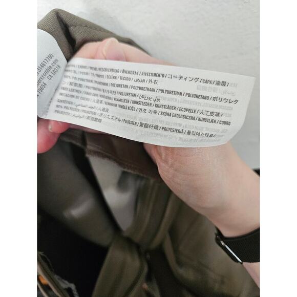 Abercrombie Faux Leather 90's Relaxed Jean High Rise Pants Size 28/6 Small Cargo - Picture 8 of 9